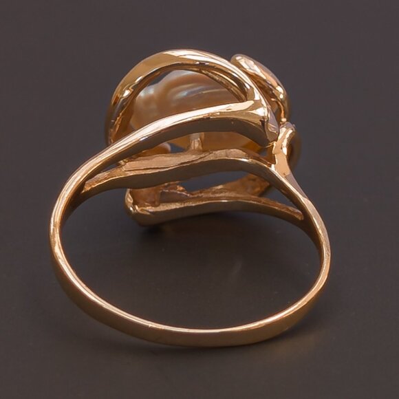 Vintage 14k Gold Sculptural Swirl Ring with Baroque Freshwater Pearl — Size 6.75 - Picture 9 of 14